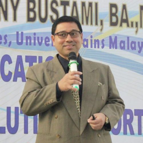 Prof Reevany