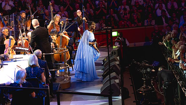 u334-ManciniPromRAH020924_22_of_35