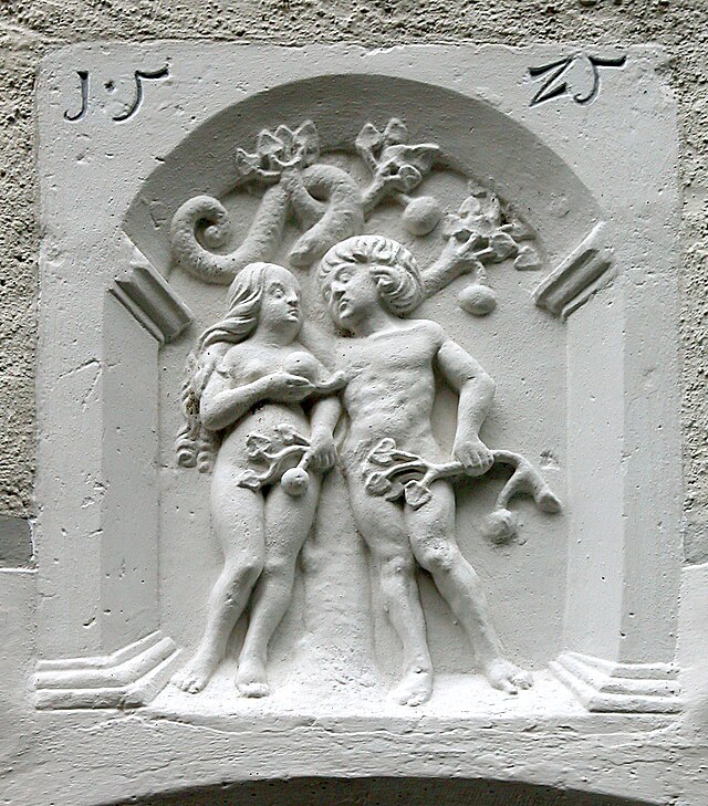 u335-20081002155DR_Pirna_Kirchplatz_2_Adam_und_Eva