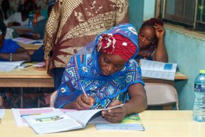 u336-Adult_education_on_entrepreneurship_at_Nalerigu_Ghana