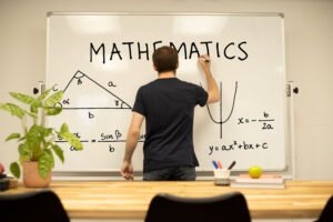 u336-Maths_Tutor