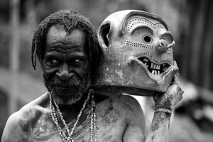 u338-Asaro_Mud_Man_Kabiufa_Papua_New_Guinea