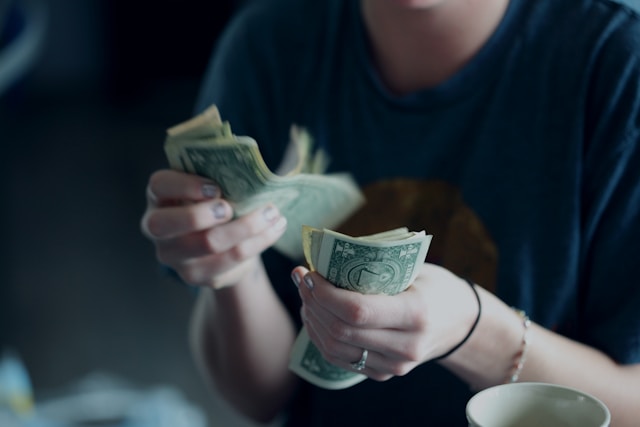 u348-alexander-grey-8a5eJ1-mmQ-unsplash