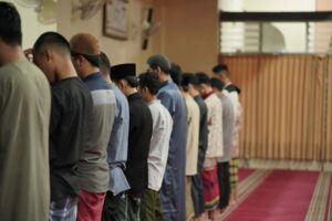 u348-masjid-pogung-raya-YRvvUCrV2RQ-unsplash